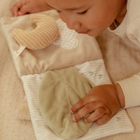 Soft Activity Book Newborn GRS