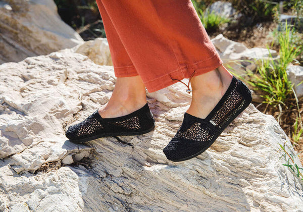 Women's Alpargata Moroccan Crochet Black