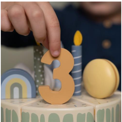 Wooden Birthday Cake Blue | 26 pcs