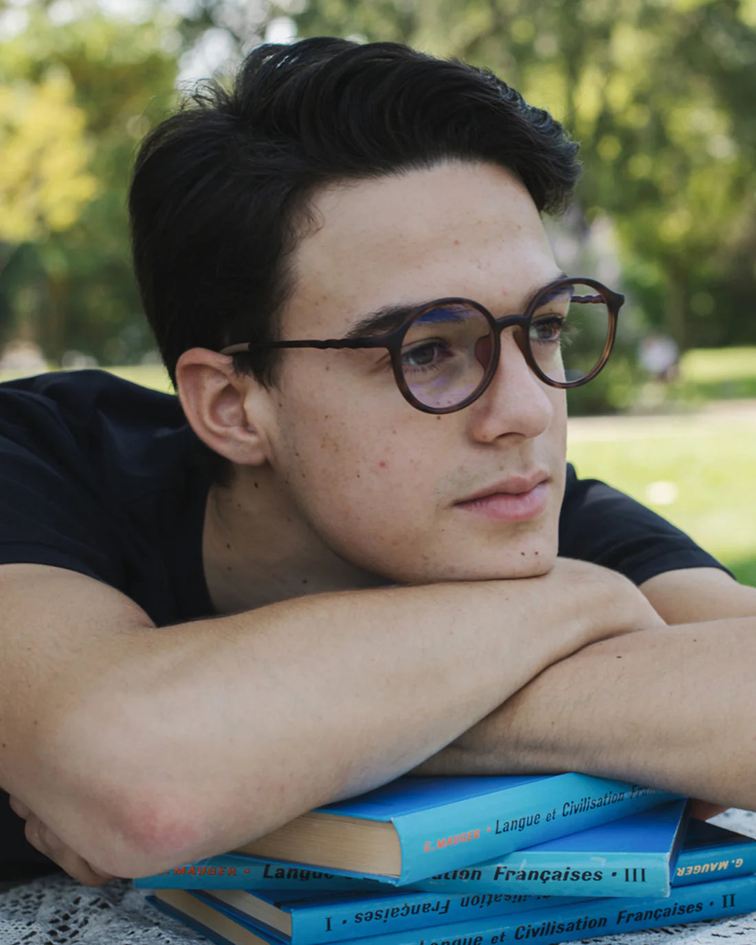 Adult Oval Screen Glasses