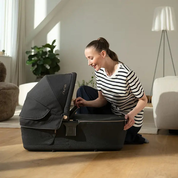 LYTL Carrycot + Rain Cover Caviar