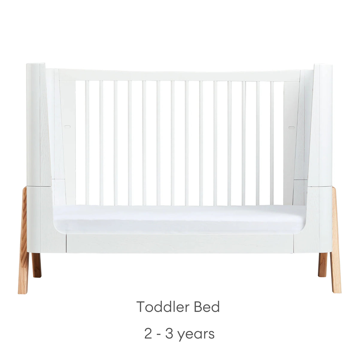 Hera Convertible Cot Bed Natural & Walnut