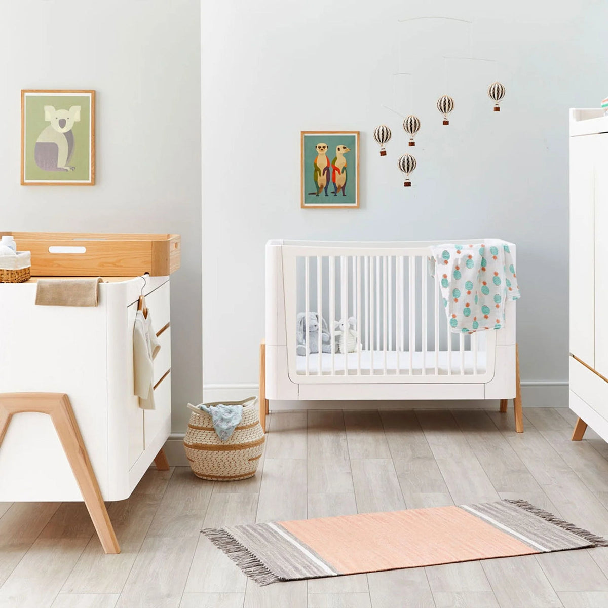 Hera Convertible Cot Bed Scandi White & Natural