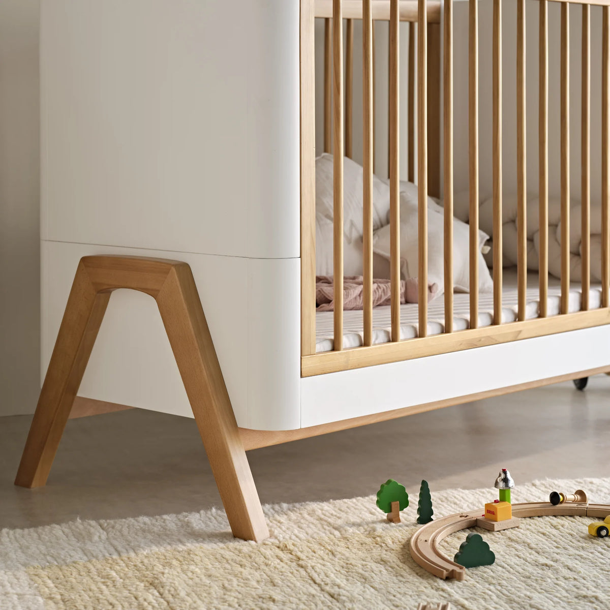 Gaia Hera 'Studio Edit' Two Piece Set (Cot & Dresser) - White/Oak