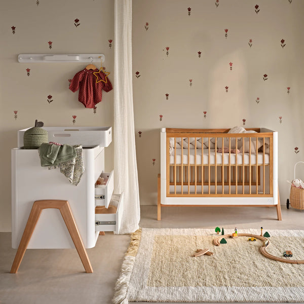 Gaia Hera 'Studio Edit' Two Piece Set (Cot & Dresser) - White/Oak