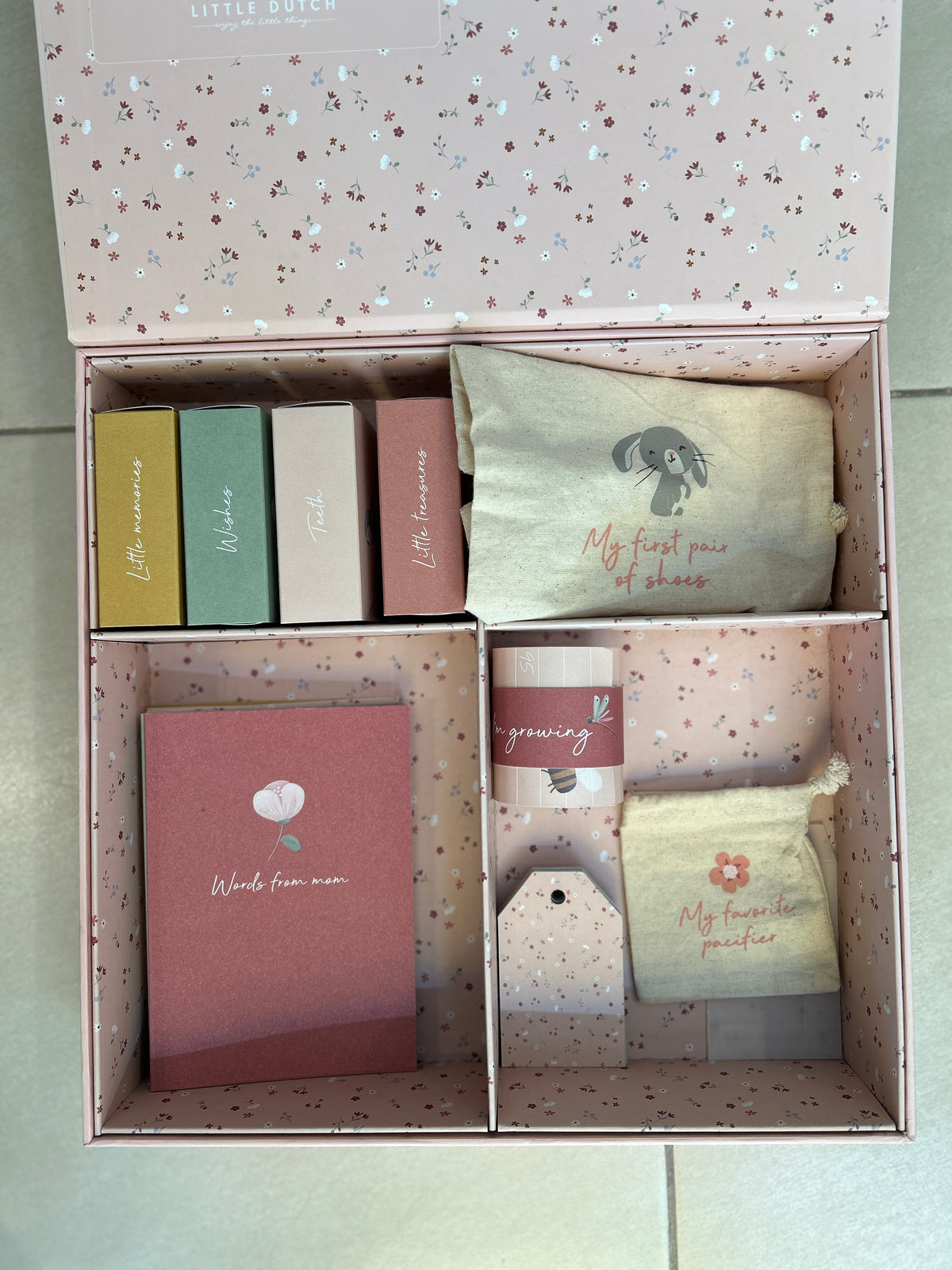 Memorybox Flowers & Butterflies - Slightly Imperfect Collection