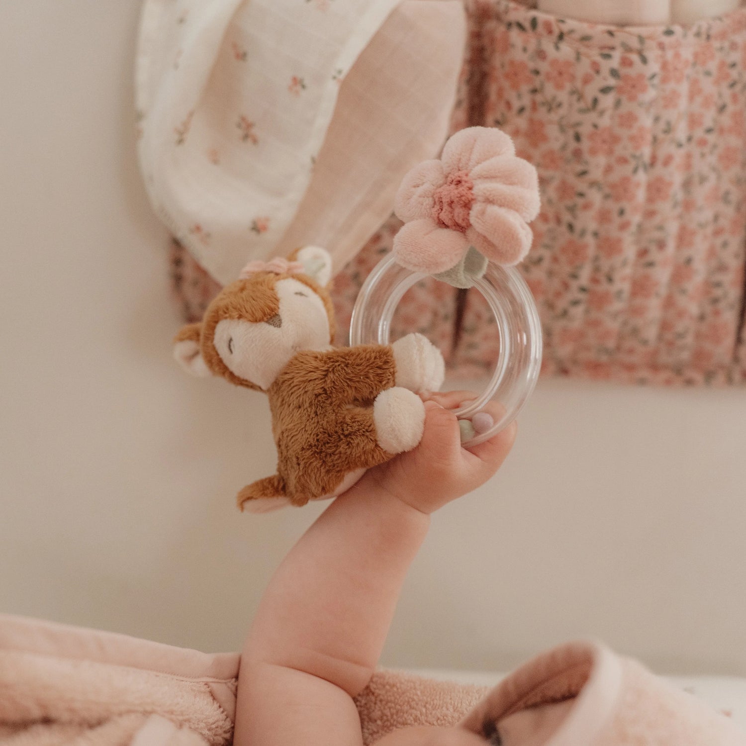 Rattle ring Deer Fairy Garden