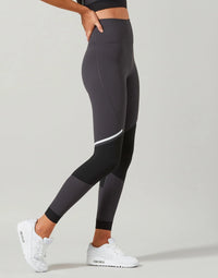 Carly-XR - Obsidian, Smoke Black & White