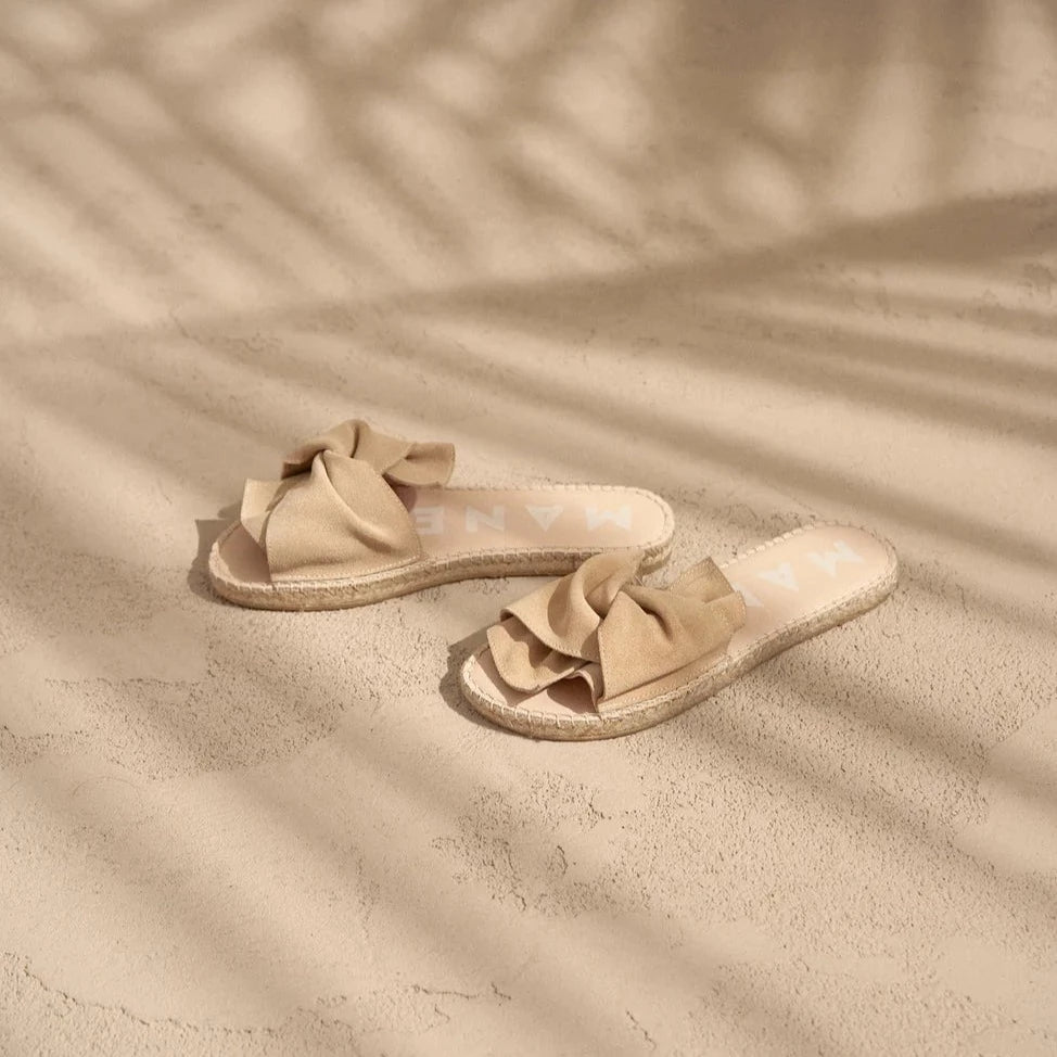 Women's Soft Suede Sandals with Knot Hamptons - Champagne Beige