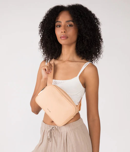 Vedi Purity Doll Belt Bag