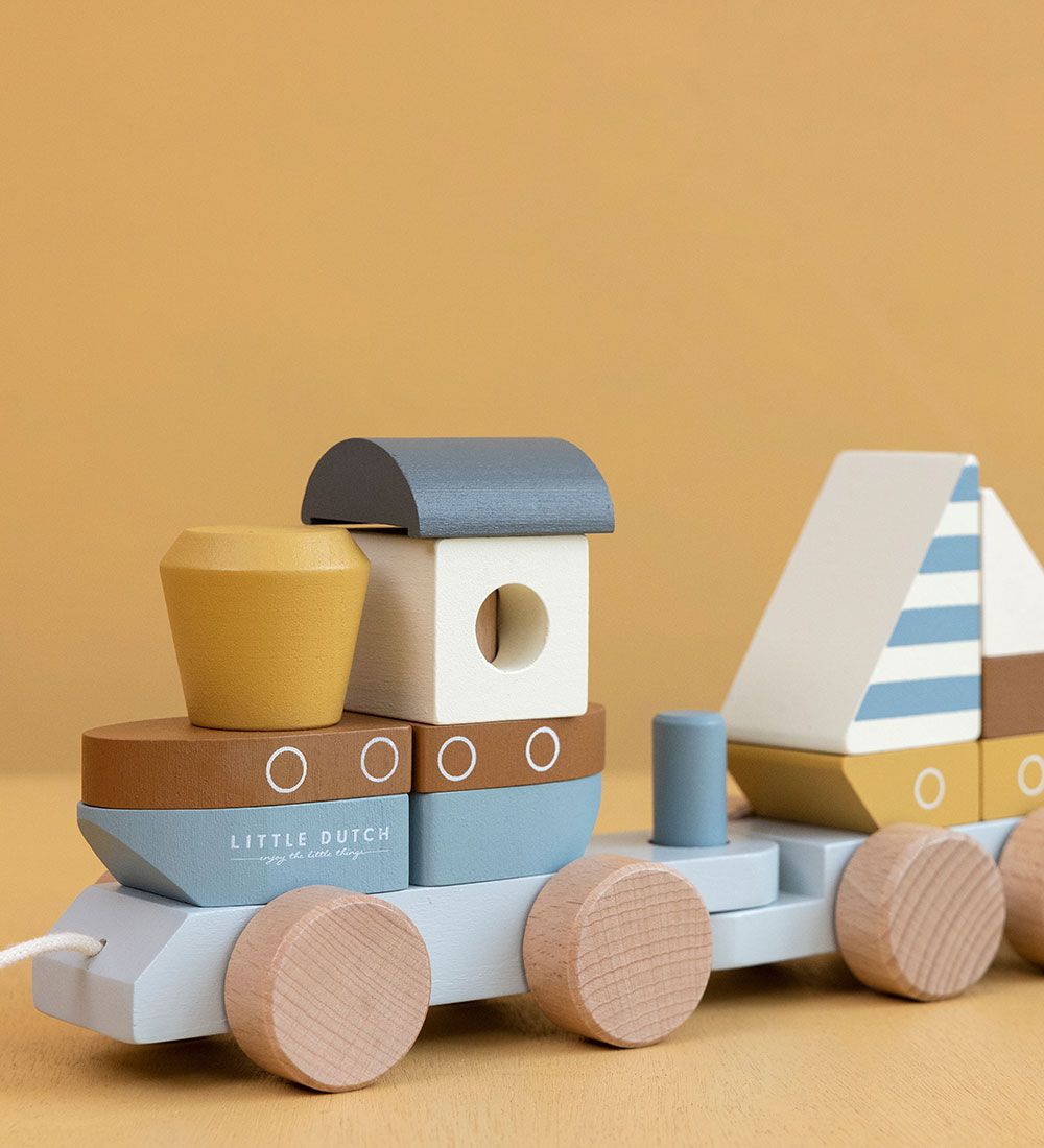 Stacking Train Sailor's Bay