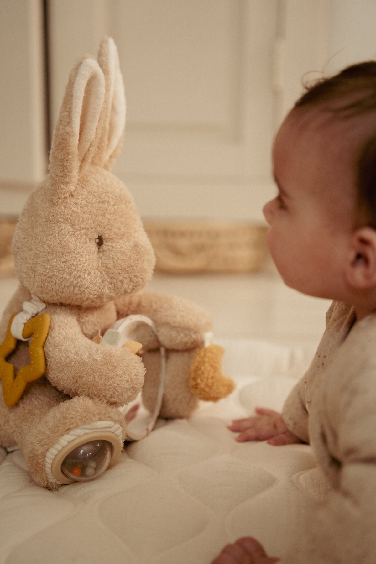 Activity Rabbit - Newborn Naturals