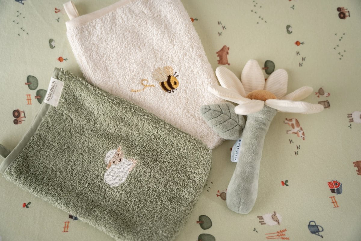 Embroidered Washcloths Set | Little Farm