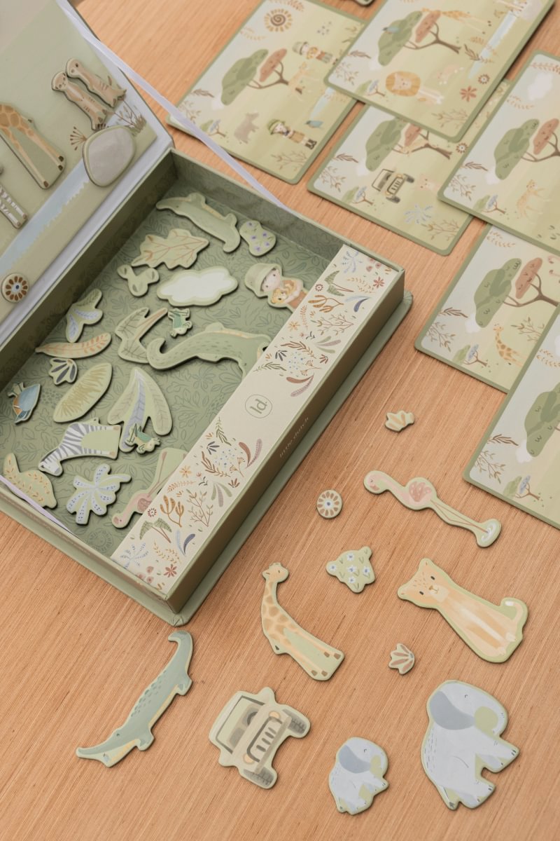 Magnetic Playboard | Safari Friends