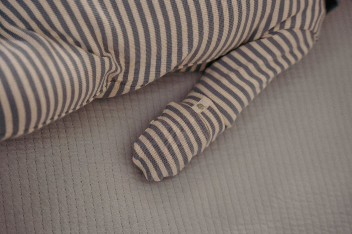 Scratch Mittens - Stone Blue Stripe