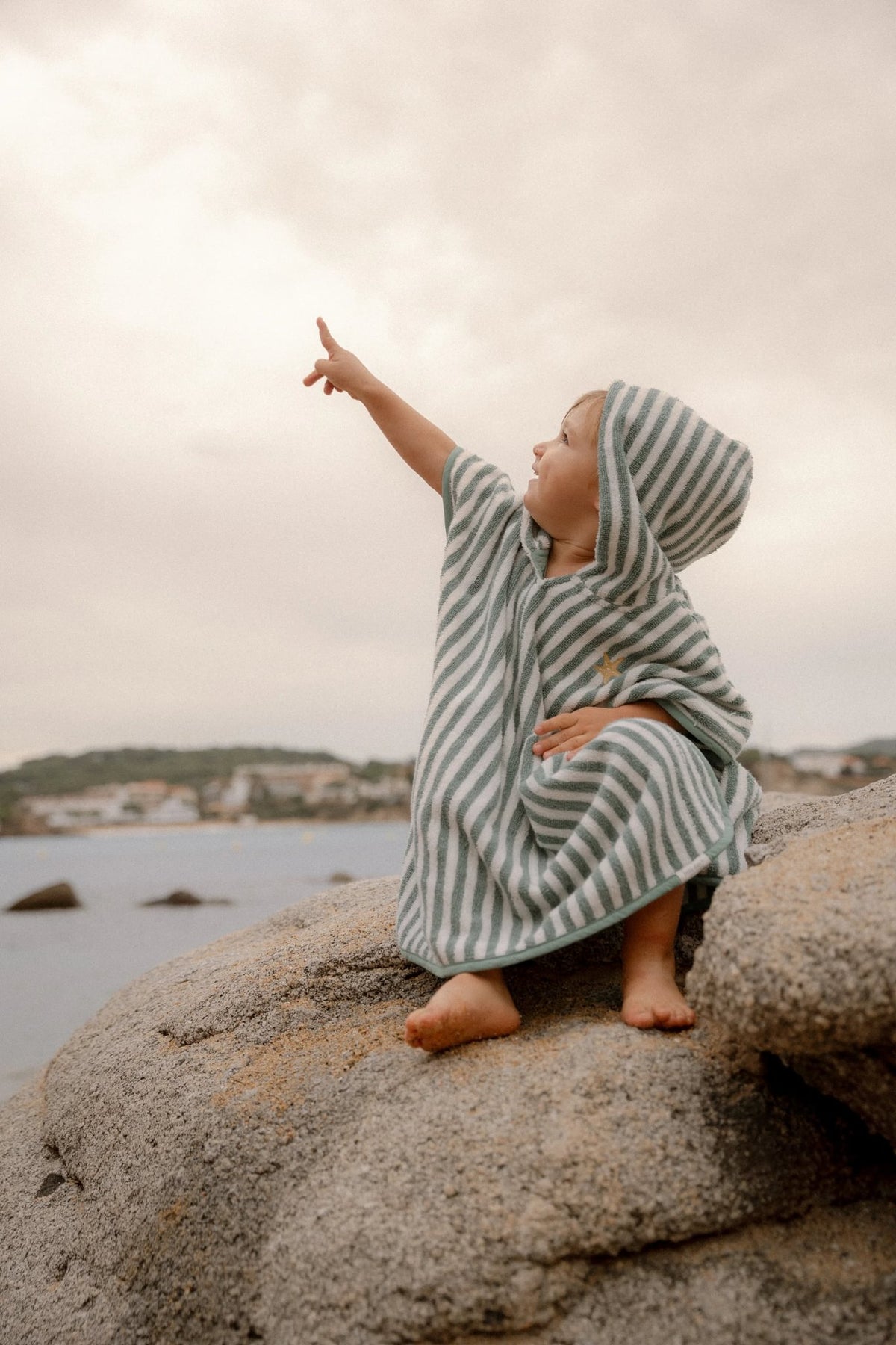 Beach Poncho - Seashells and Stripes
