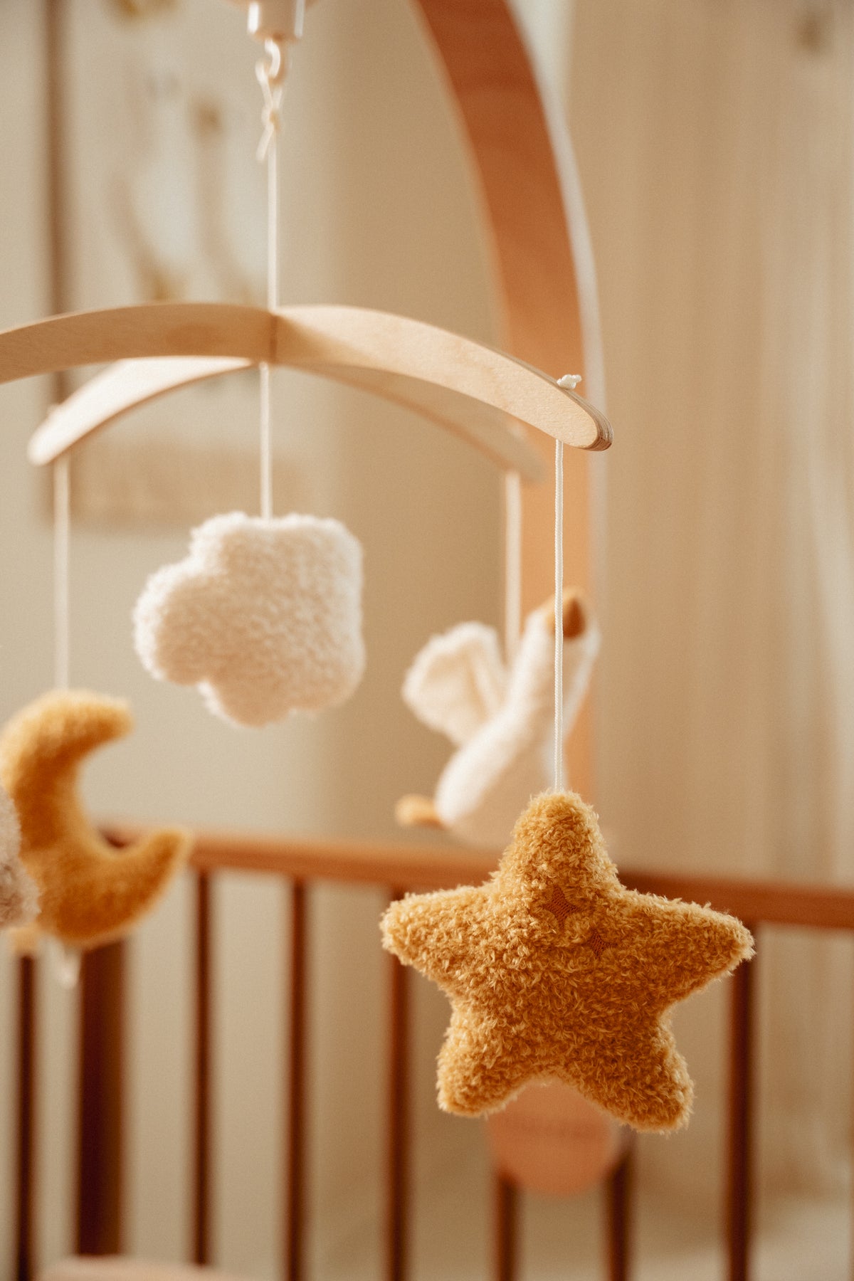 Wooden Music Mobile FSC - Newborn Naturals