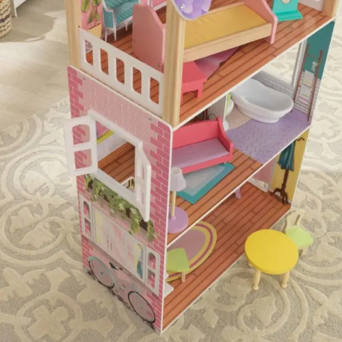 Poppy Dollhouse