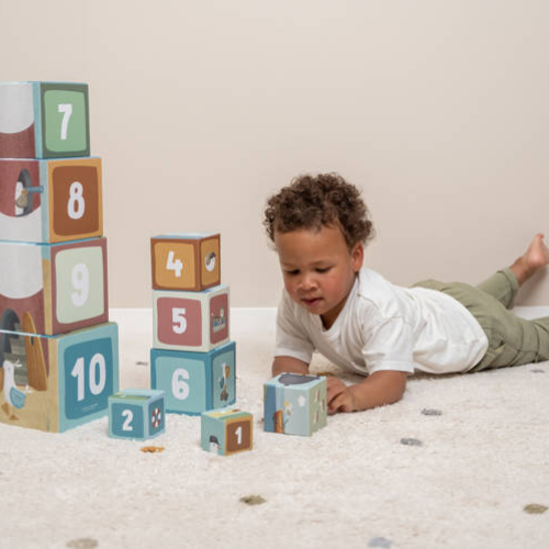 Stacking blocks Sailors Bay