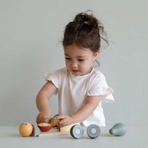 Wooden cutting fruits