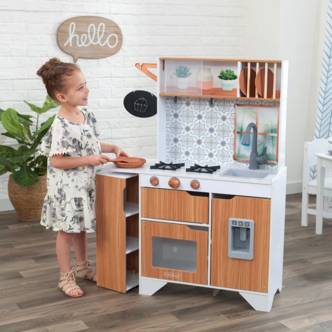 Taverna play kitchen