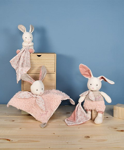 Ecru Soft Bunny with pink comforter in organic cotton
